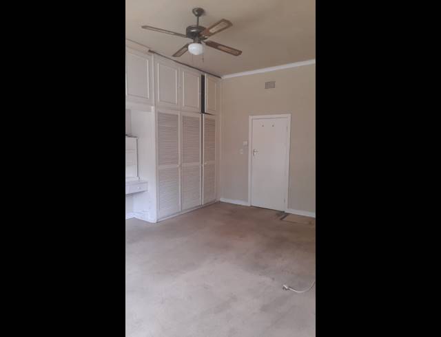 1 bed property to rent in HIGHLANDS NORTH